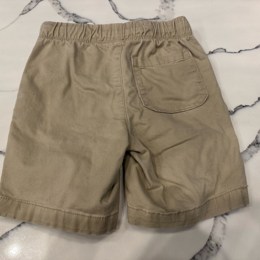 Old Navy pull on khaki shorts - Picture 3 of 3